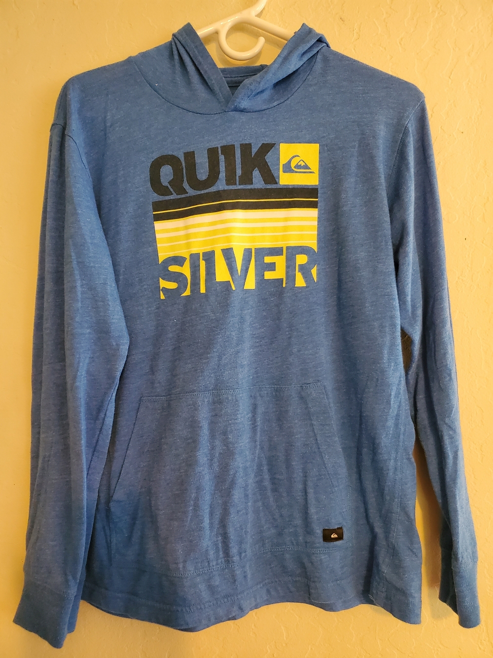 Quiksilver Blue Pullover Hoodie with Yellow Graphic